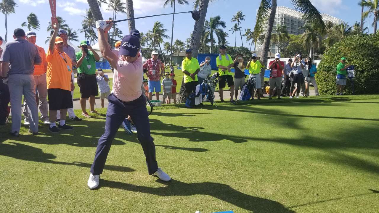 Justin Thomas teeing off